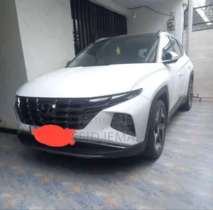 Photo - Hyundai Tucson 2022 White