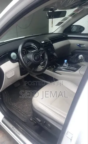 Hyundai Tucson 2022 White