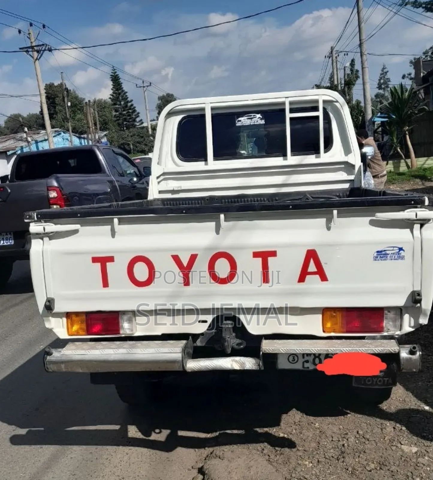 Toyota Hilux 2015 White