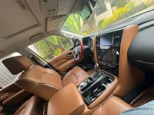 Infiniti QX80 2022 Gray