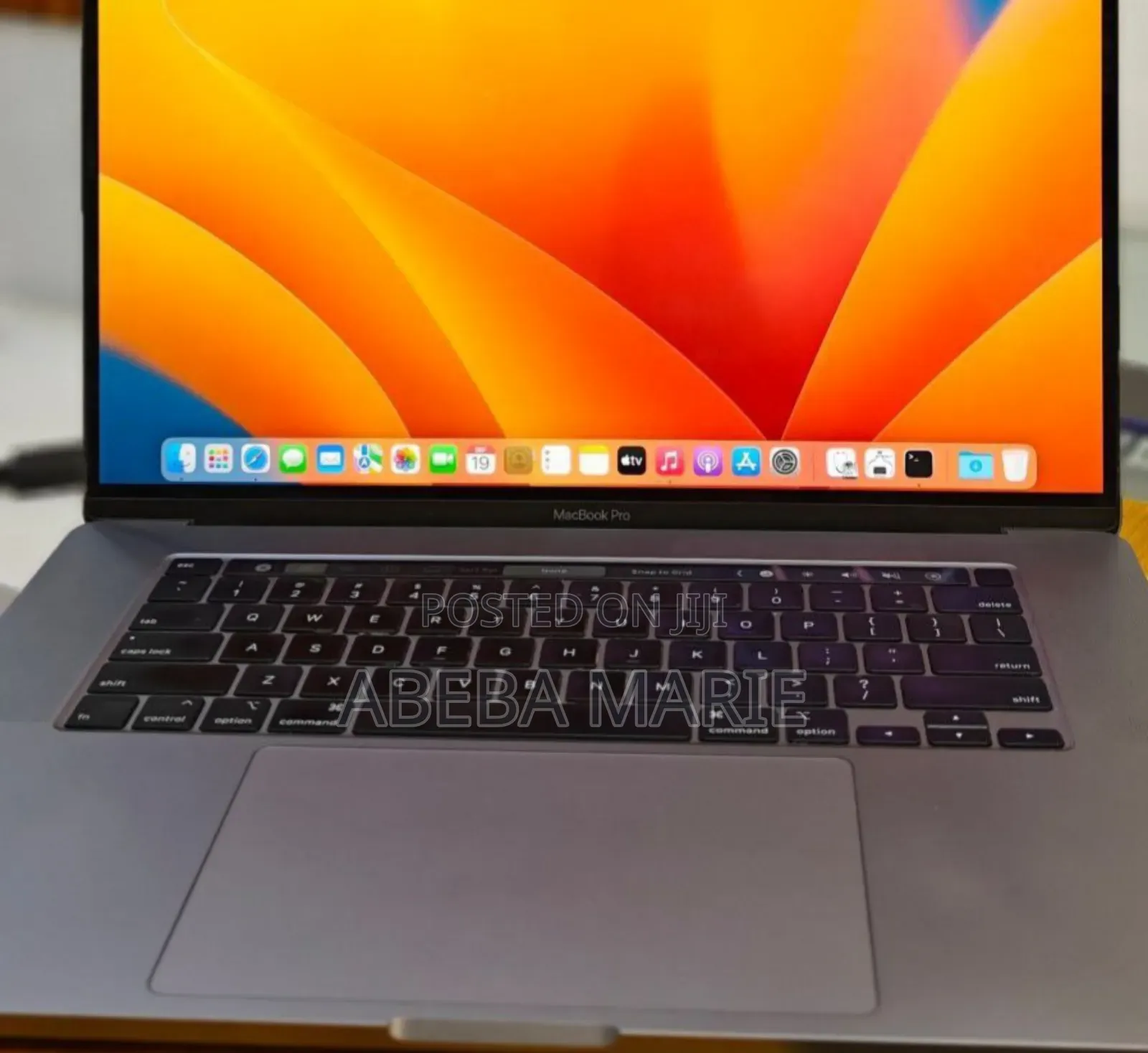 New Laptop Apple MacBook Pro 2019 16GB Intel Core I7 SSD 512GB