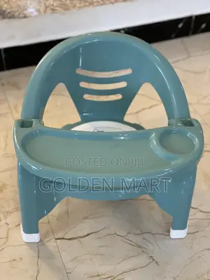 መመገቢያ እና መቀመጫ በ 1