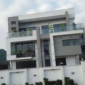 5bdrm Villa in Bole for sale