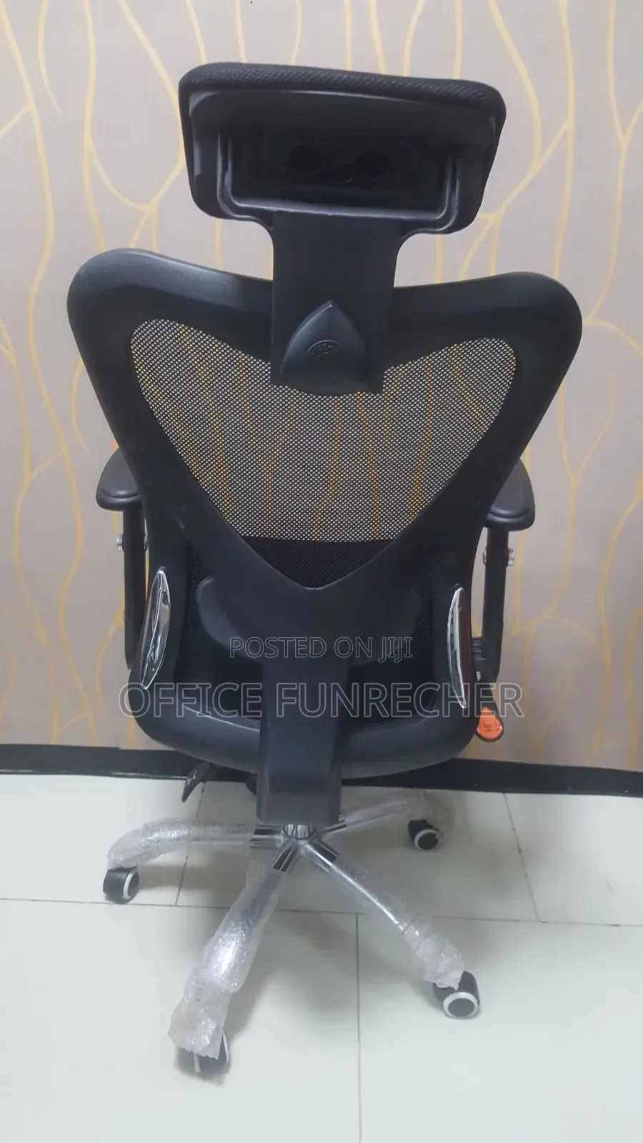 የቢሮ ወበሮች Office Chairs