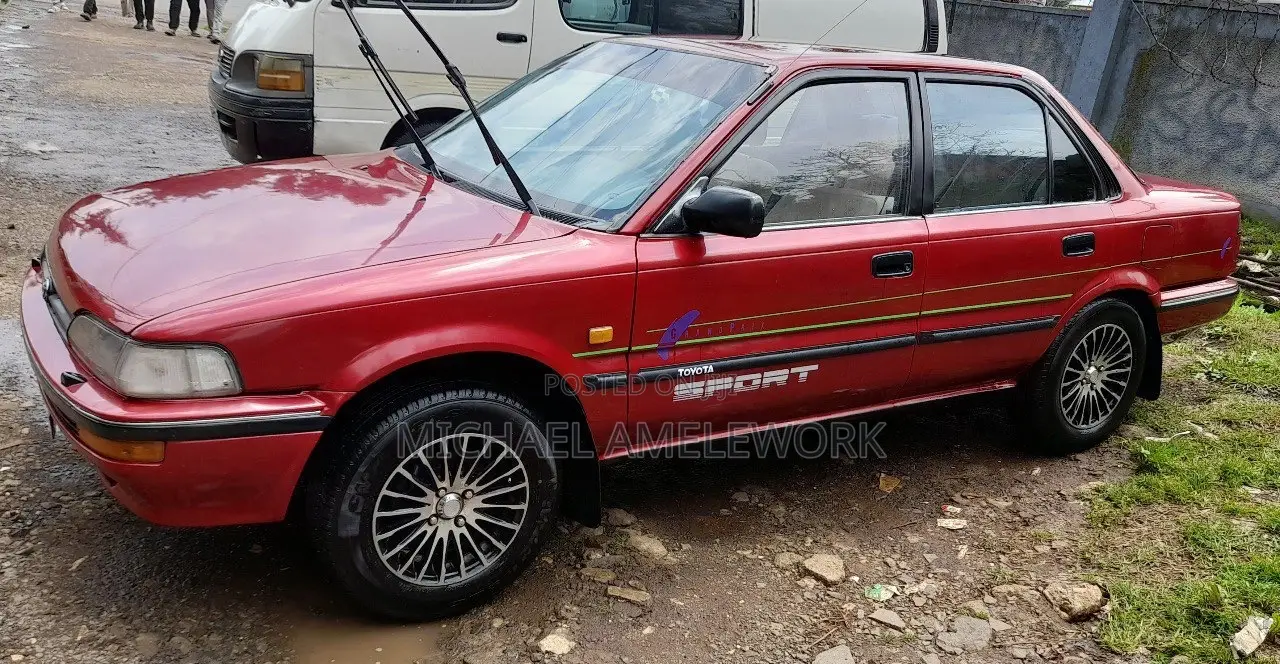 Toyota Corolla Sedan 1992 Red