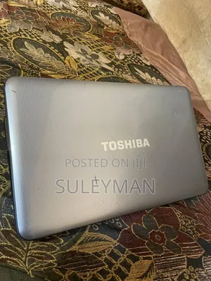 Laptop Toshiba Satellite C850 4GB Intel Core I3 HDD 500GB