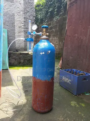Oxygen Cylinder