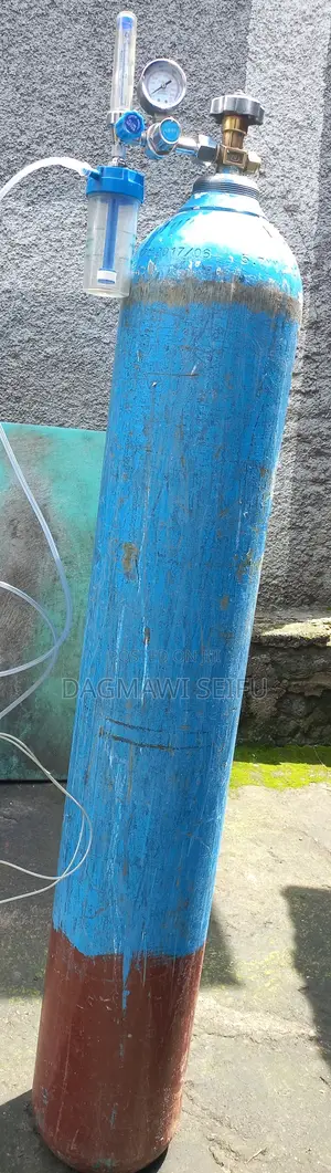 Photo - Oxygen Cylinder