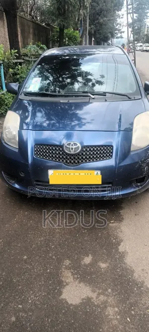 Toyota Yaris 1.0 2005 Blue