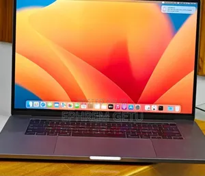 New Laptop Apple MacBook Pro 2019 16GB Intel Core I7 SSD 512GB