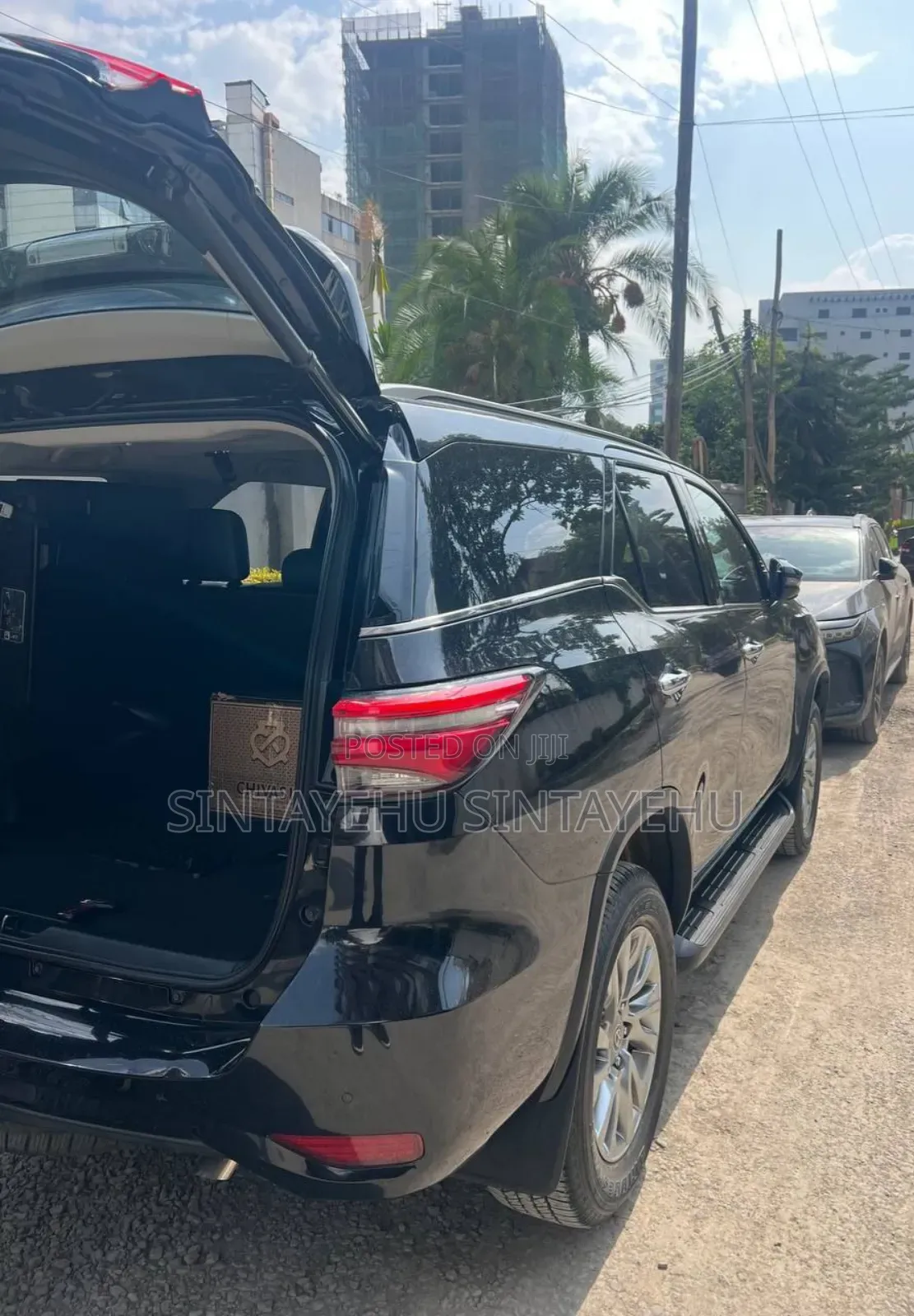 New Toyota Fortuner 2.4 D RWD 2023 Black