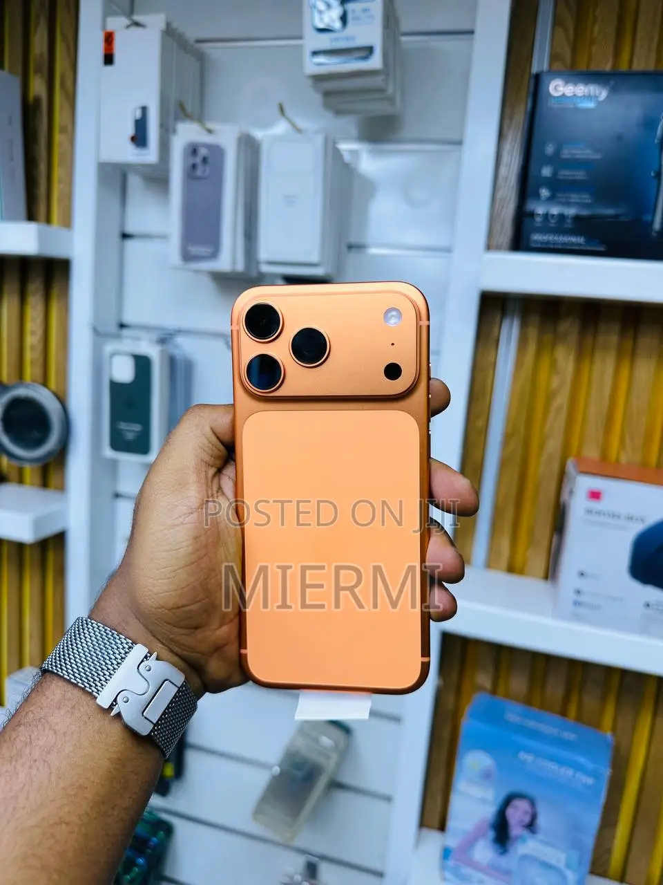 New Apple iPhone 17 Pro Max 256 GB Orange