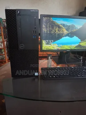 Photo - New Desktop Computer Dell OptiPlex 3070 8GB Intel Core I5 HDD 1T