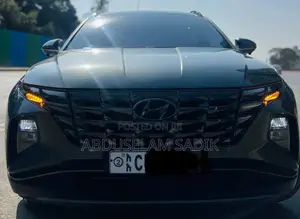 Photo - Hyundai Tucson 2024 Silver