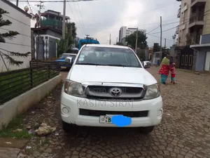 Toyota Hilux 2.5 D-4D 2008 White
