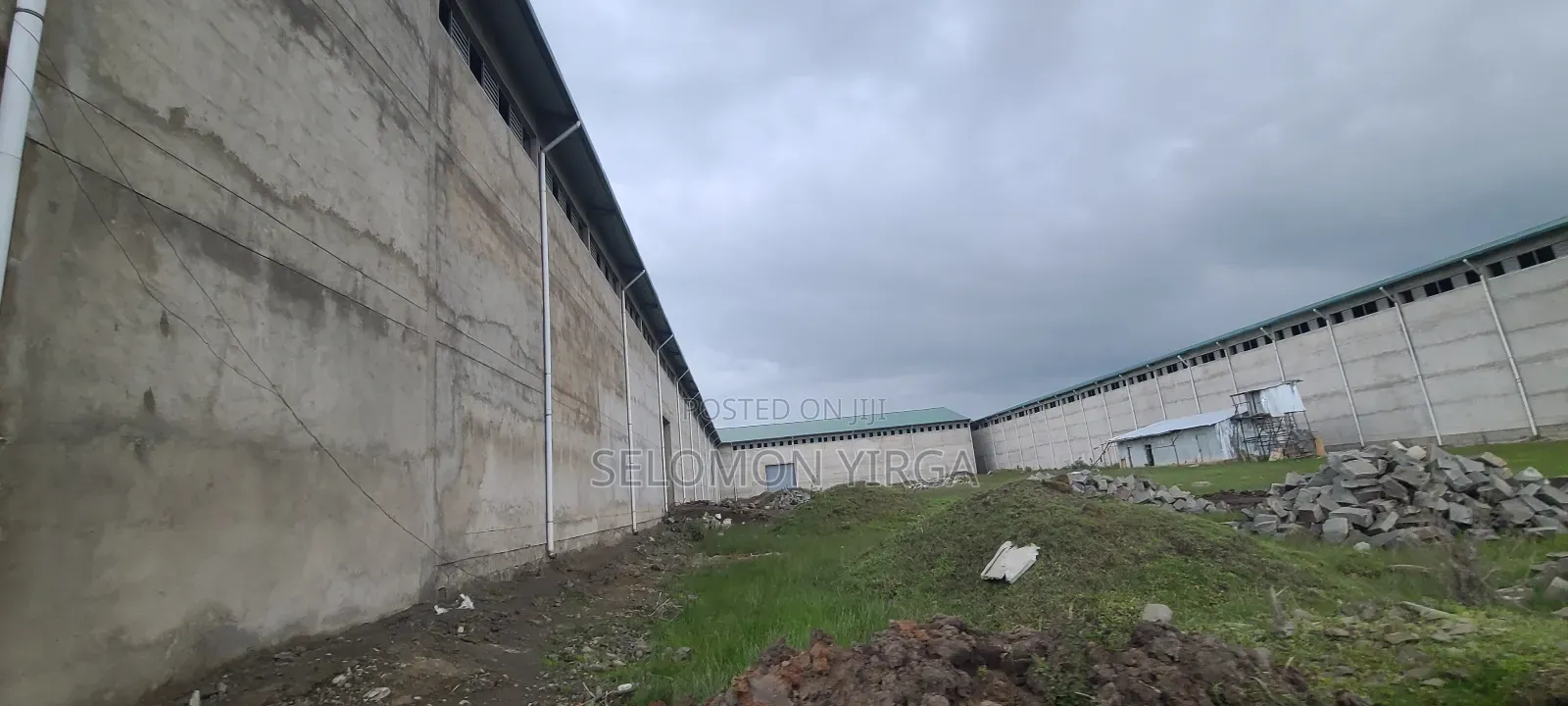 ቱለፋ መጋዘን የሚሸጥ