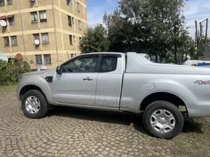 Ford Ranger Wildtrak 2015 Silver