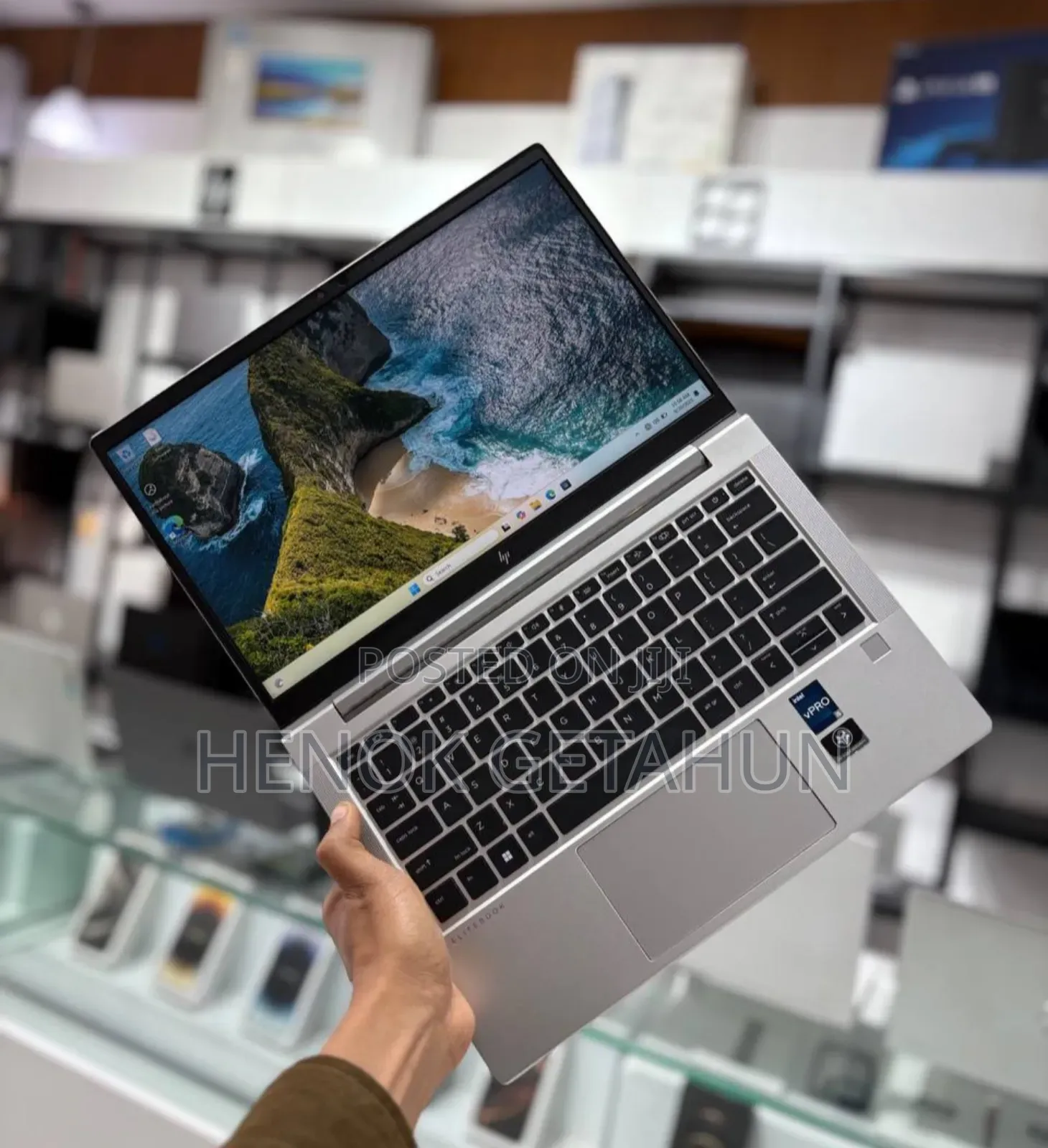 New Laptop HP 630 16GB Intel Core I5 SSD 512GB