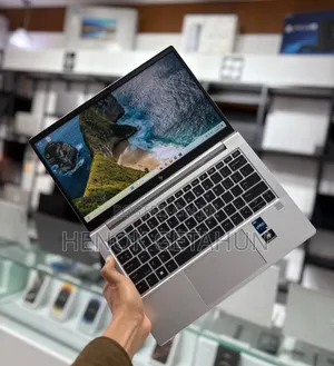 New Laptop HP 630 16GB Intel Core I5 SSD 512GB