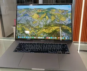 New Laptop Apple MacBook Pro 2019 16GB Intel Core I7 SSD 512GB