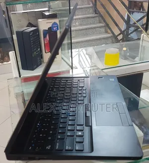 New Laptop Dell Latitude 5490 8GB Intel Core i7 SSD 256GB