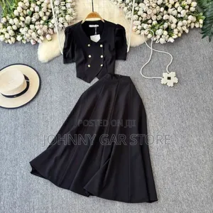 ማራኪ የሴቶች አልባሳት