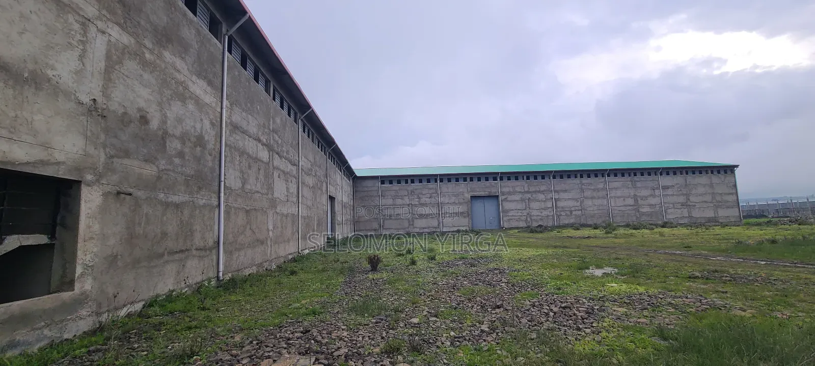 የሚሸጥ መጋዘን ቱለፋ