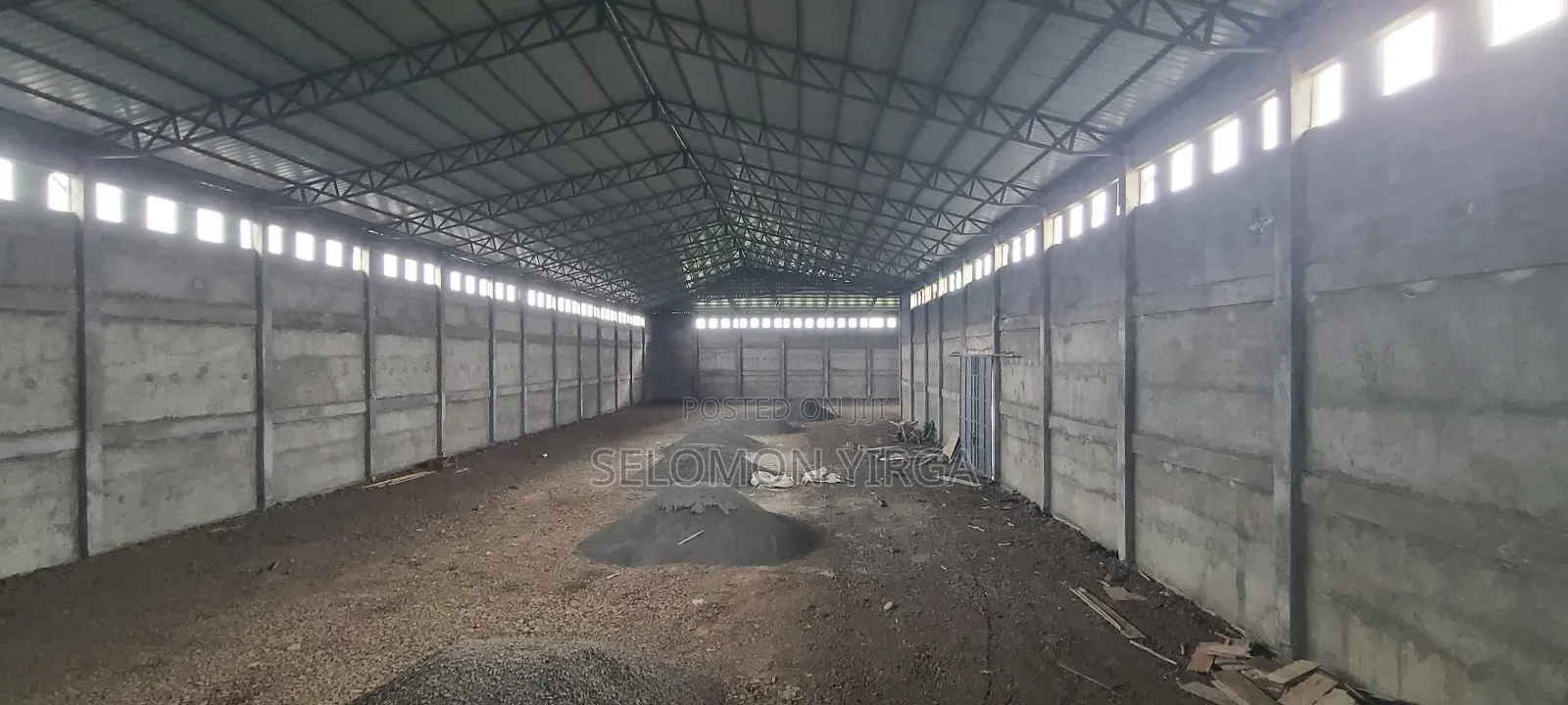 የሚሸጥ መጋዘን ቱለፋ