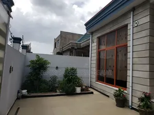 Photo - 5bdrm Villa in House, Yeka for rent