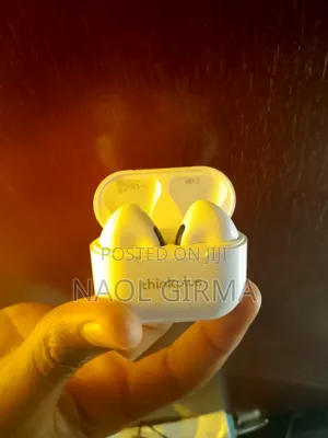 Photo - Lenovo Lp40 Wireless Bluetooth Earpod