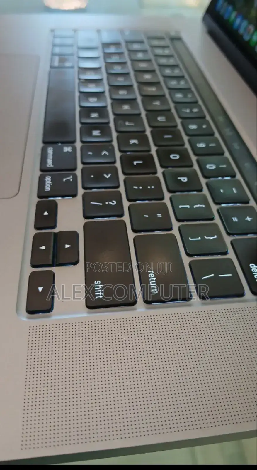 New Laptop Apple MacBook Pro 2017 16GB Intel Core I7 SSD 512GB