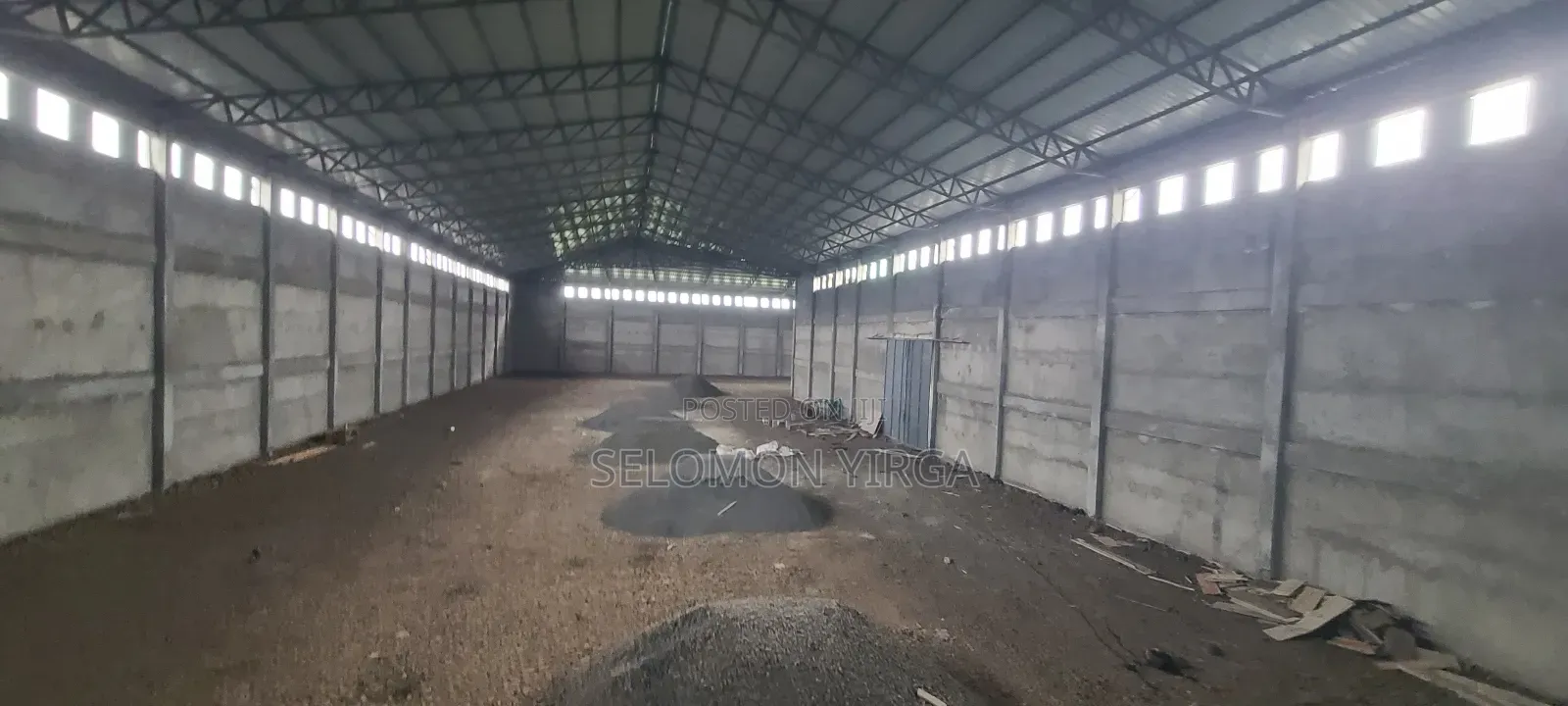 ለሺያጭ የቀረበ መጋዘን ቱለፋ