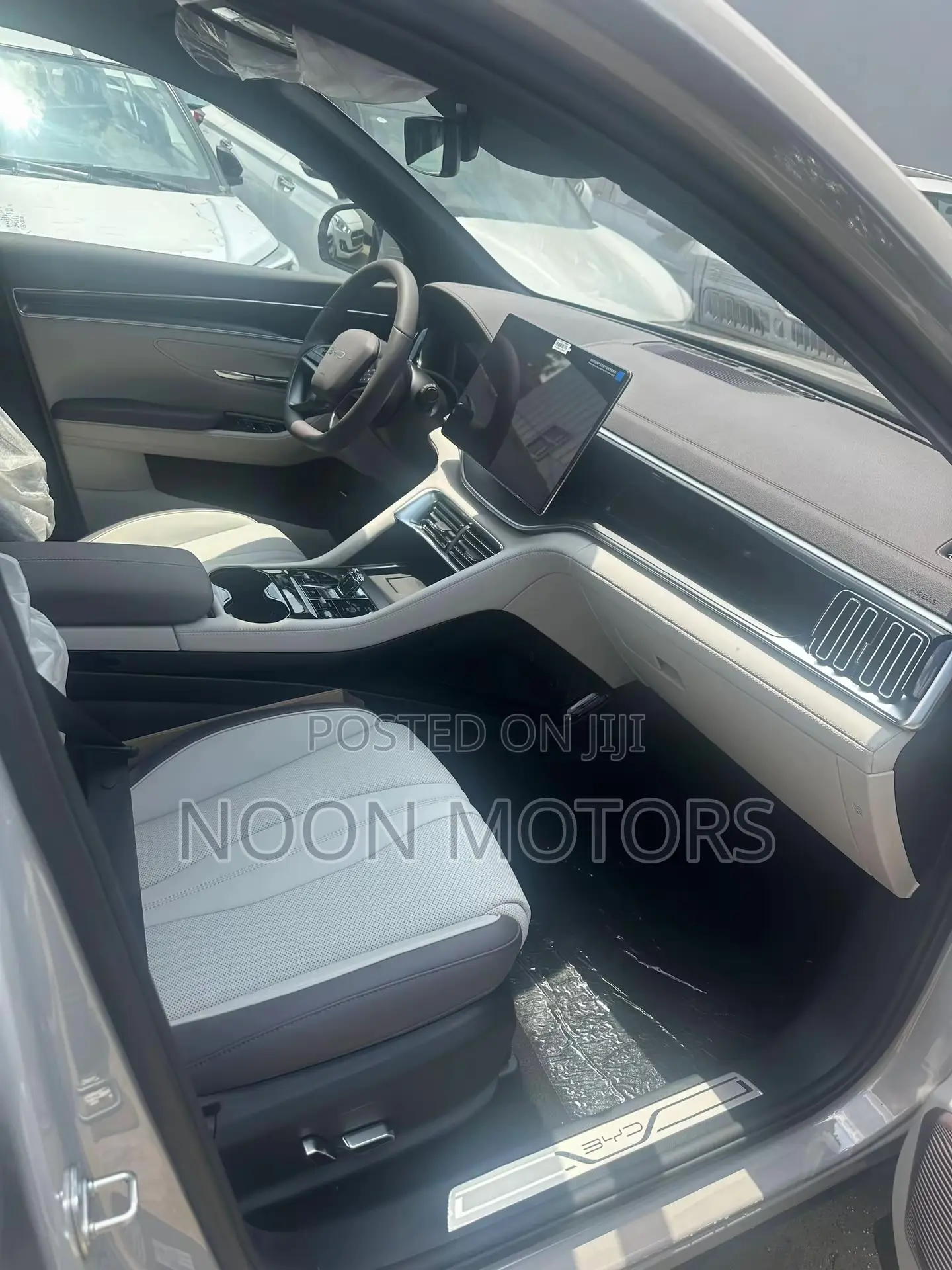 New BYD Song Plus 2025 Gray