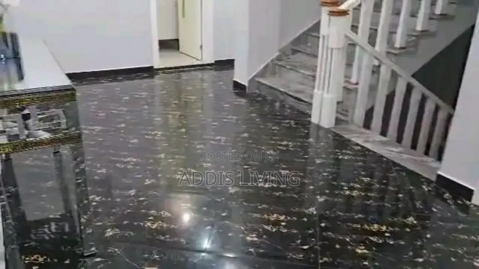 Furnished 6bdrm Villa in Bole for sale