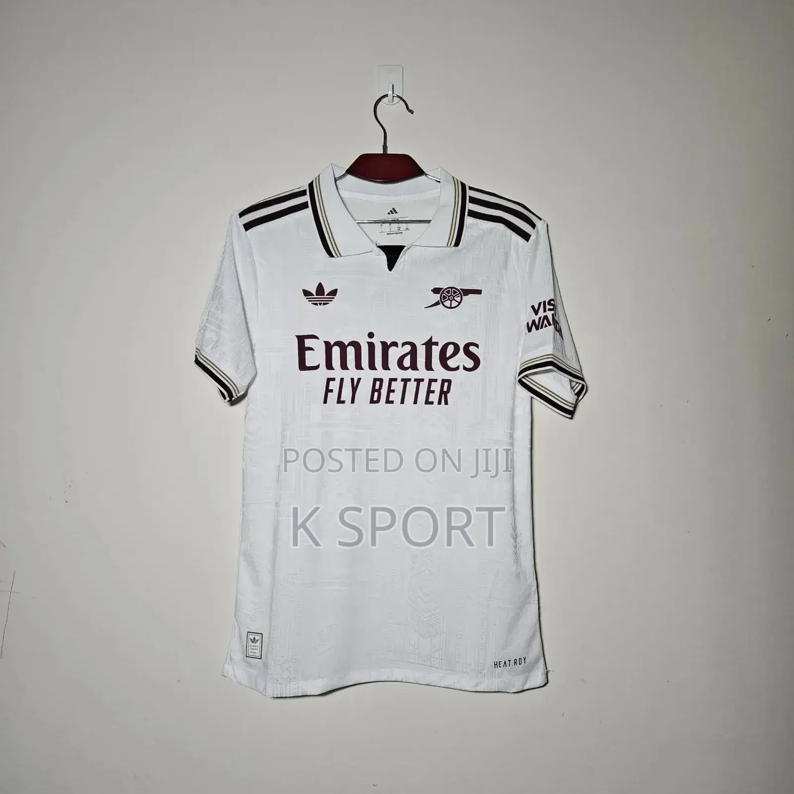 Arsenwl 25/26 Away Kit