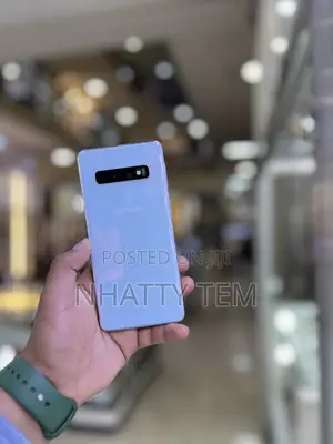 Photo - Samsung Galaxy S10 512 GB Blue