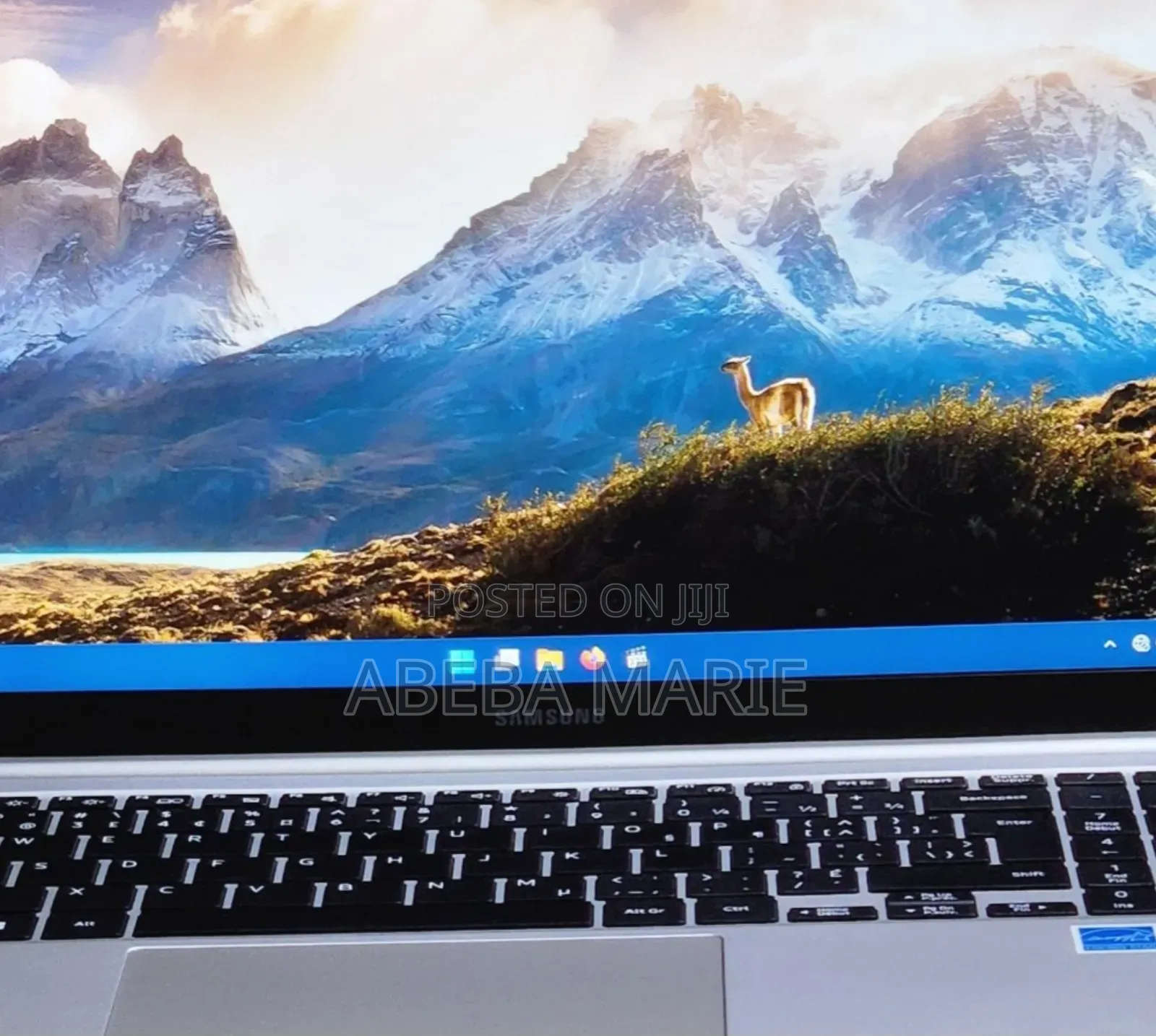 New Laptop Samsung Galaxy Book 2 8GB Intel Core i5 SSD 256GB