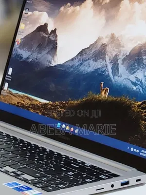 New Laptop Samsung Galaxy Book 2 8GB Intel Core i5 SSD 256GB