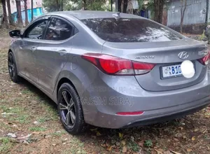 Hyundai Avante 2015 Silver