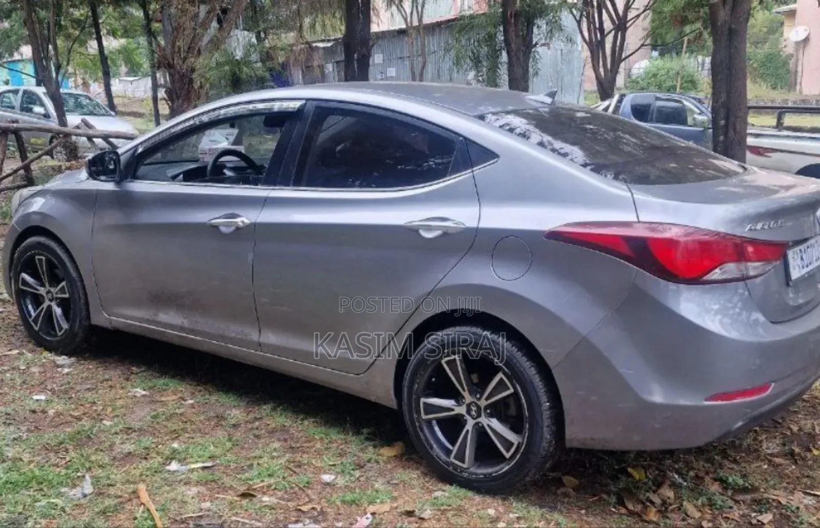 Hyundai Avante 2015 Silver