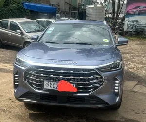 Photo - Jetour X70 1.5 7-Seater FWD 2022 Blue