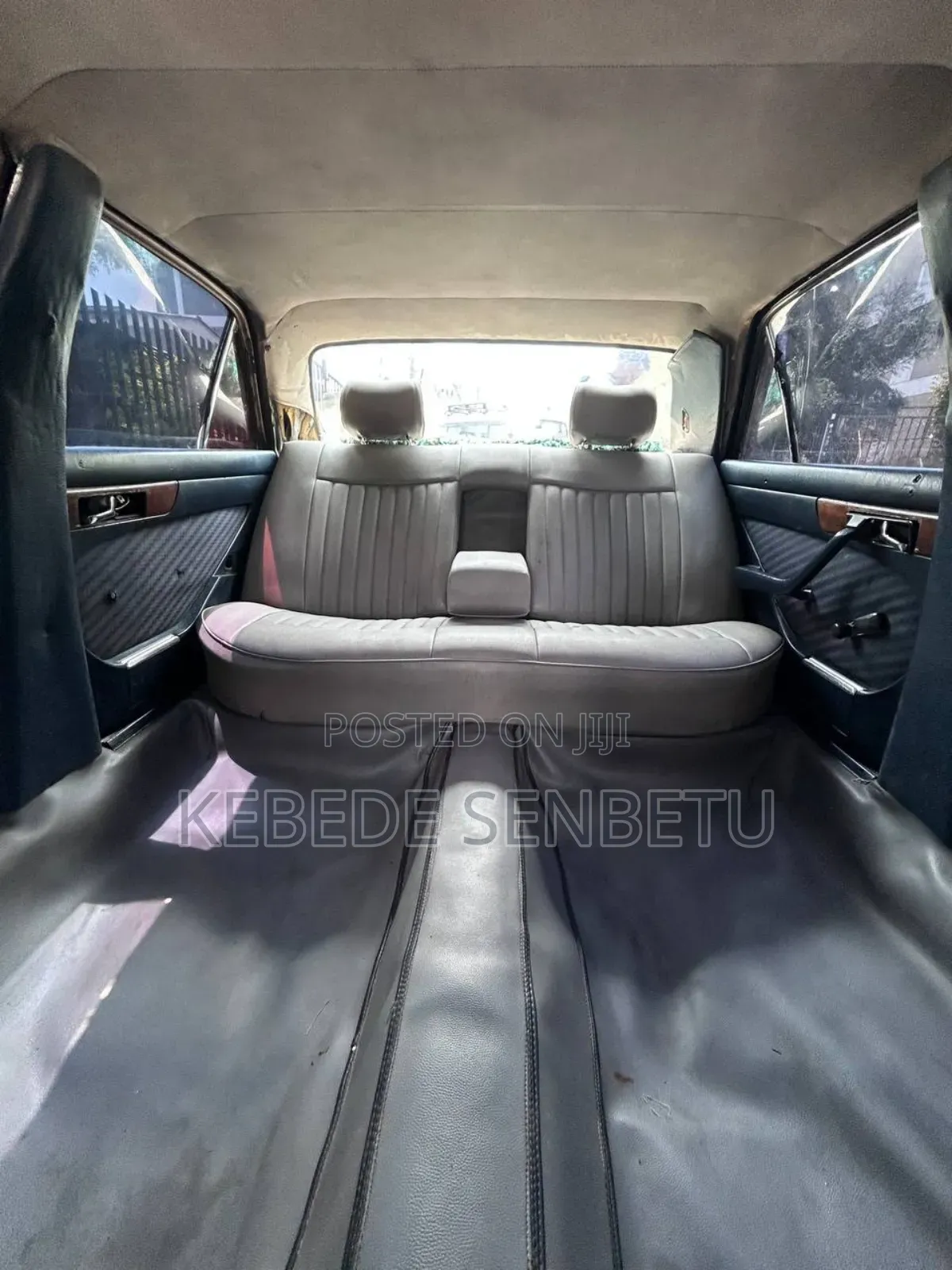 Mercedes-Benz 300D 1977 Black