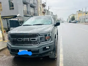 Ford F-150 XLT 4x2 Regular Cab Styleside 6.5 ft. box 122 in. WB 2020