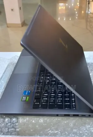 New Laptop HP 16GB Intel Core i5 SSD 512GB