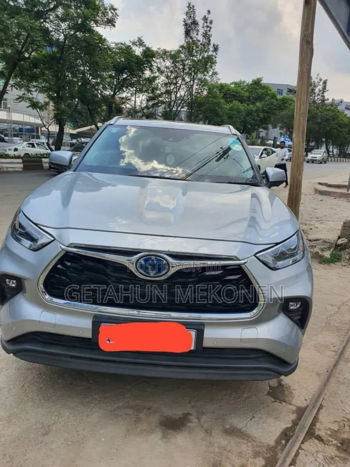 Toyota Highlander Hybrid 2024 Silver