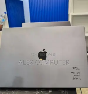 New Laptop Apple MacBook Pro M1 16GB Apple M1 Pro SSD 1T