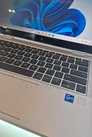 New Laptop HP EliteBook 830 G8 32GB Intel Core I7 SSD 512GB