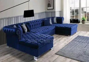 Kinige Sofa