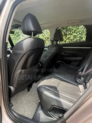 Hyundai Tucson 2021 Gold