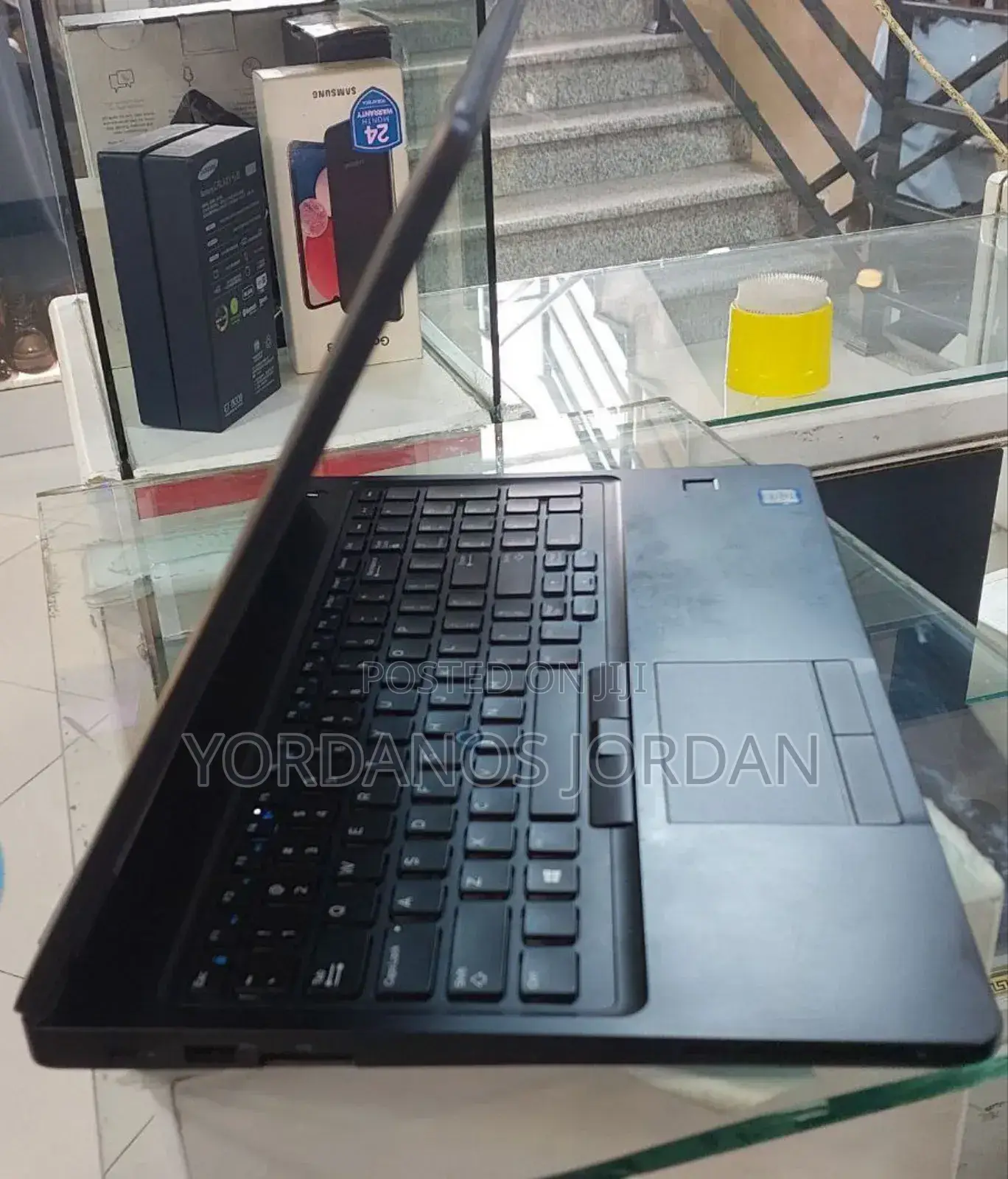 New Laptop Dell Latitude 5490 8GB Intel Core I7 SSD 256GB